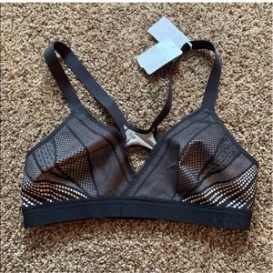 BNWT Lululemon Awake to lace 34C blk